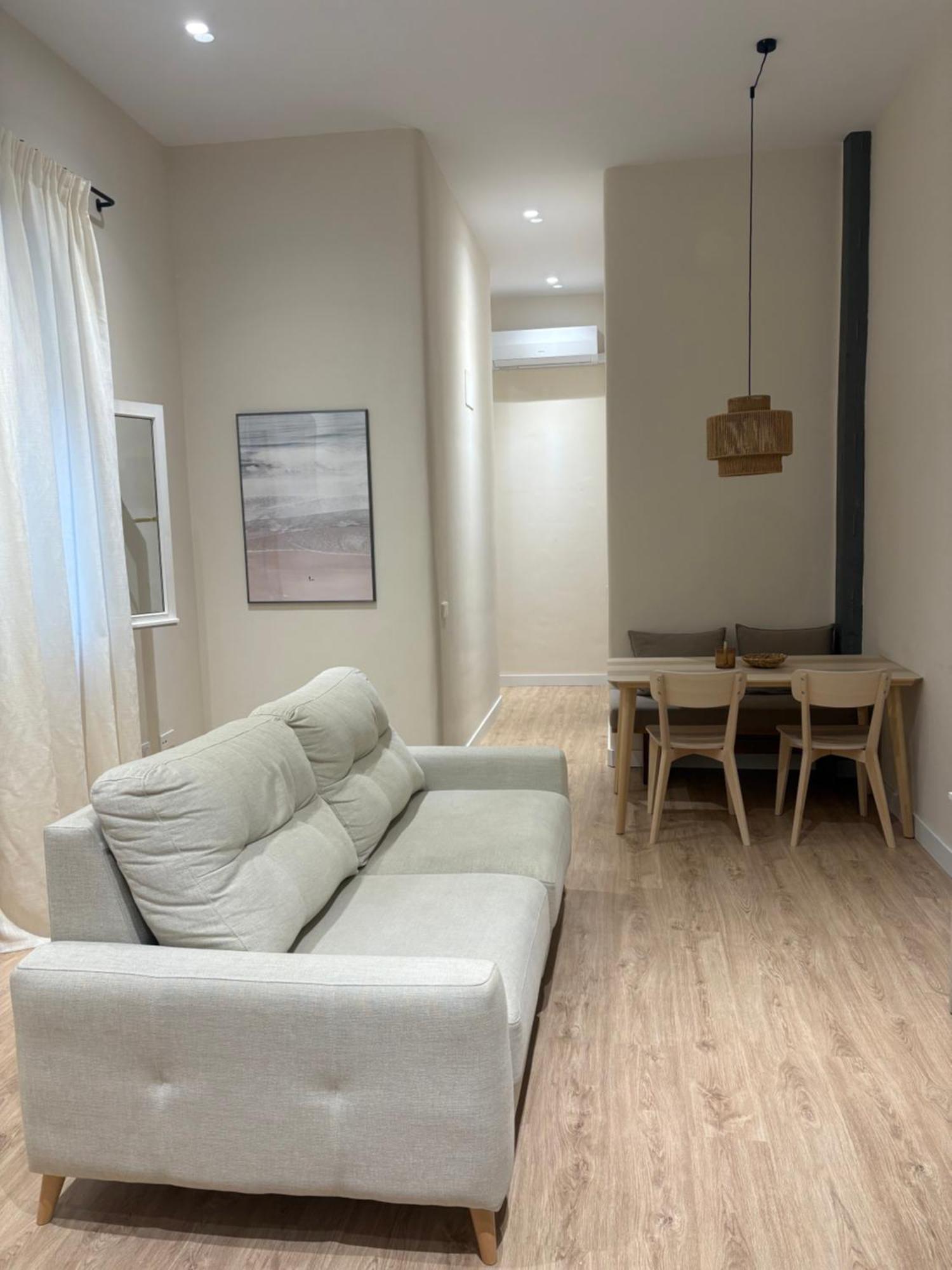 Apartamento Premium En Plaza Mina Minimalismo Y Confort A Pasos Del Mar Cádiz Exterior foto